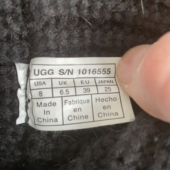 Ugg Classic Knit Cardy Boots - Picture 3 of 4